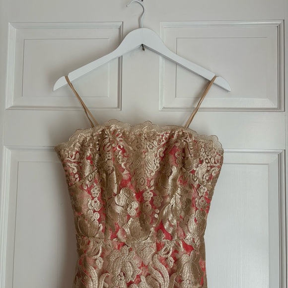 Theia Couture Strapless Gold Embroidery Overlay Scalloped Train Gown SZ 8 - Picture 4 of 10